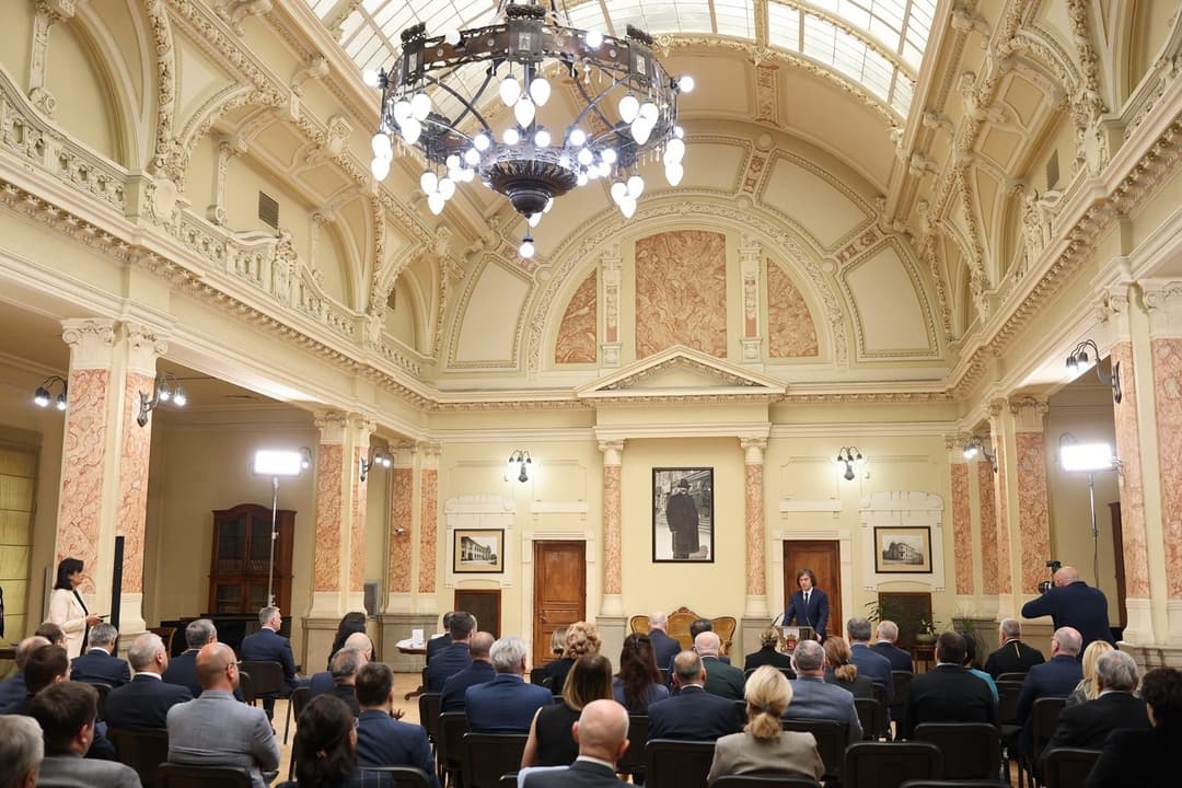 ირაკლი კობახიძე – ლევან იზორიას წიგნი უმნიშვნელოვანესი შენაძენია ყველა ადამიანისთვის, ვის საქმიანობაშიც სამართლებრივ აზროვნებას განსაკუთრებული მნიშვნელობა ენიჭება