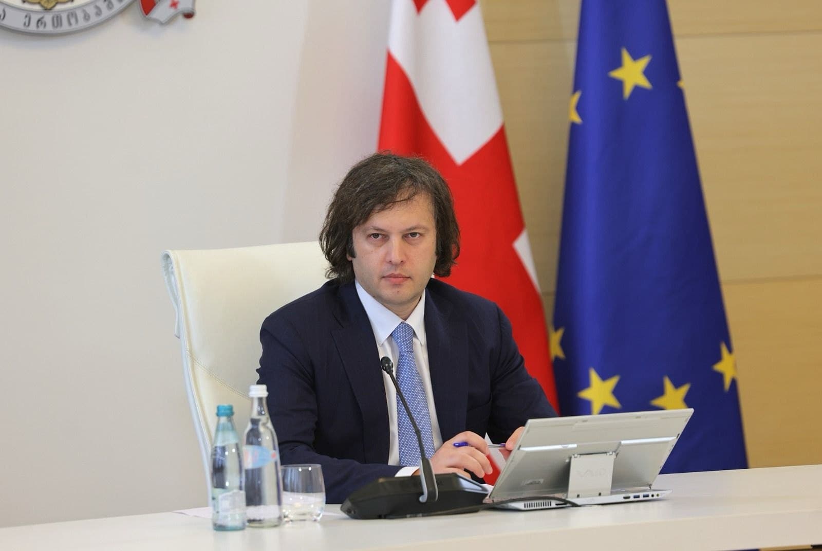 Frontnews image description