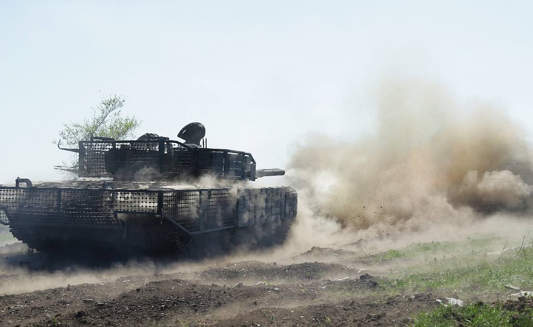 რუსებმა ერთ დღეში კიდევ 1300-ზე მეტი ჯარისკაცი დაკარგეს - უკრაინის გენშტაბი განახლებულ მონაცემებს აქვეყნებს