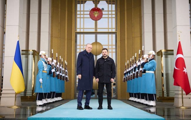 Zelenskyy and Erdogan discuss prospects for Ukraine-Russia peace talks