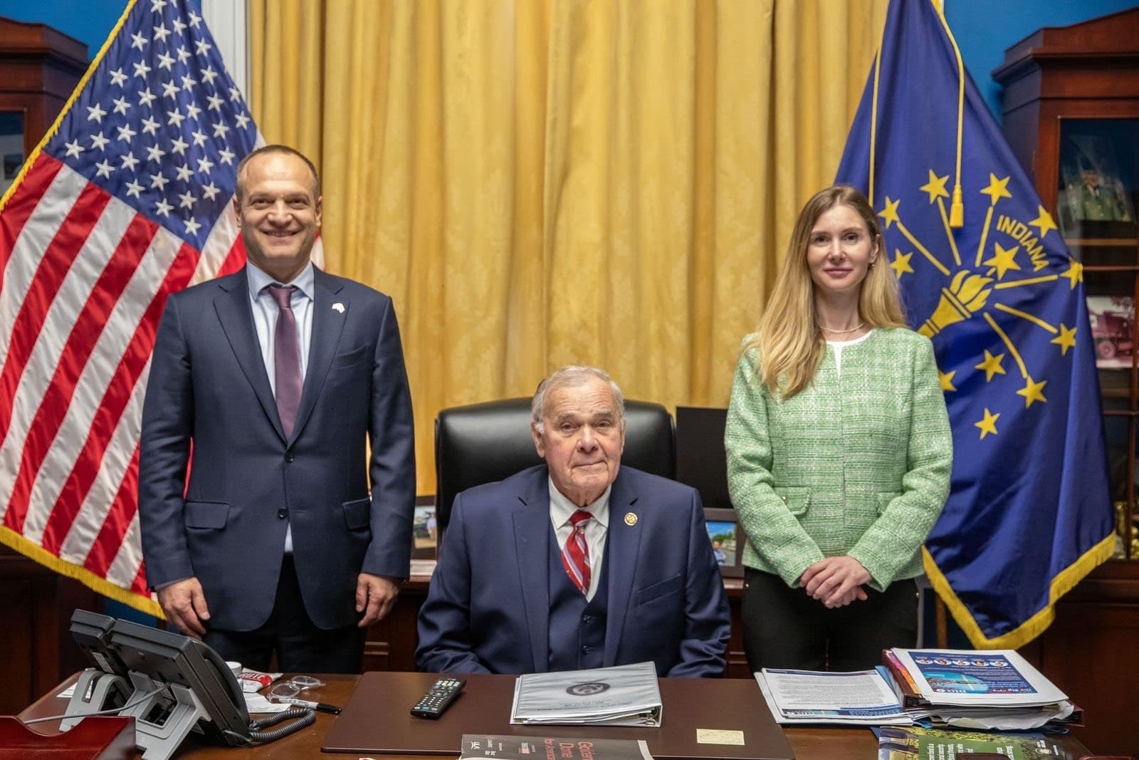 Frontnews image description