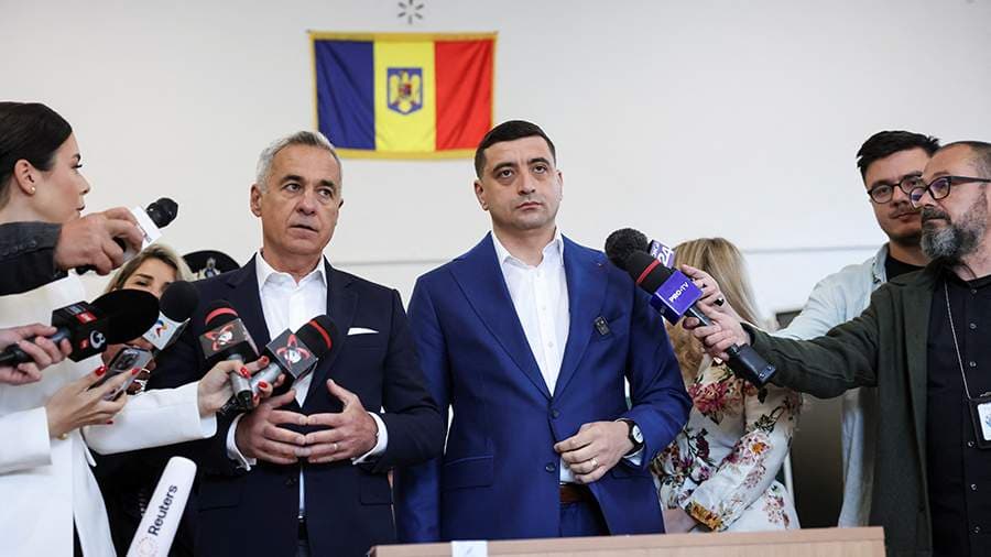 Runoff presidential election underway in Romania amid tight race and foreign influence concerns