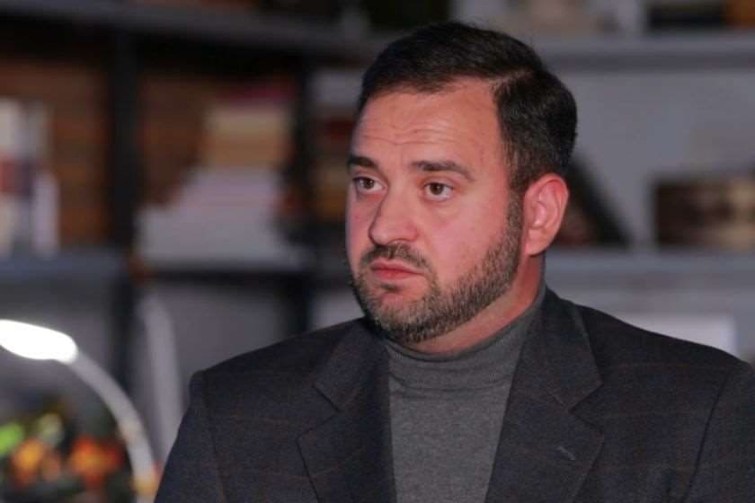 Frontnews image description