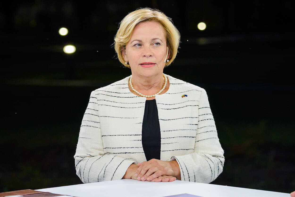 Frontnews image description