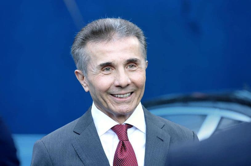 ბიძინა ივანიშვილი - პირადი შანტაჟის ფონზე, ჩემთვის ელჩთან შეხვედრა და სახელმწიფო საქმეებზე საუბარი არასწორად მიმაჩნია, ელჩს პრემიერ-მინისტრთან შეხვედრა შევთავაზეთ, რაზეც უარი განაცხადა