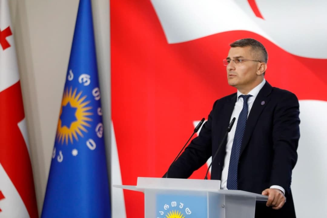 მამუკა მდინარაძე - ჩვენი გუნდი, ბიძინა ივანიშვილის და ირაკლი კობახიძის ხელმძღვანელობით გულწრფელად ყველაფერს გავაკეთებთ, რომ კორუფცია ამ ქვეყნის განვითარების შემაფერხებელი ფაქტორი არ იყოს