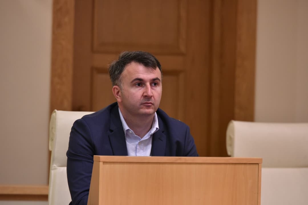 ირაკლი შატაკიშვილი - წლების წინანდელი ჩანაფიქრი, რომლის მიზანიც, სტუდენტებსა და პროფესორ-მასწავლებლებს შორის ცოდნისა და გამოცდილების გაზიარება იყო, დღეს რეალობაა