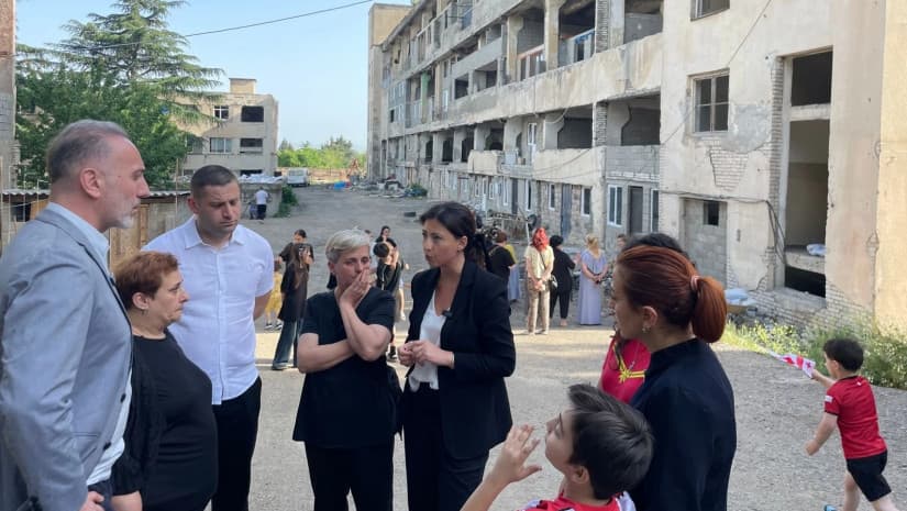 ტატა ხვედელიანი - მოვუწოდებთ, გამოიჩინონ ელემენტარული პასუხისმგებლობა და დაუყოვნებლივ დაიწყონ ამ ოჯახებთან მათი ინტერესების გათვალისწინებისთვის საუბარი