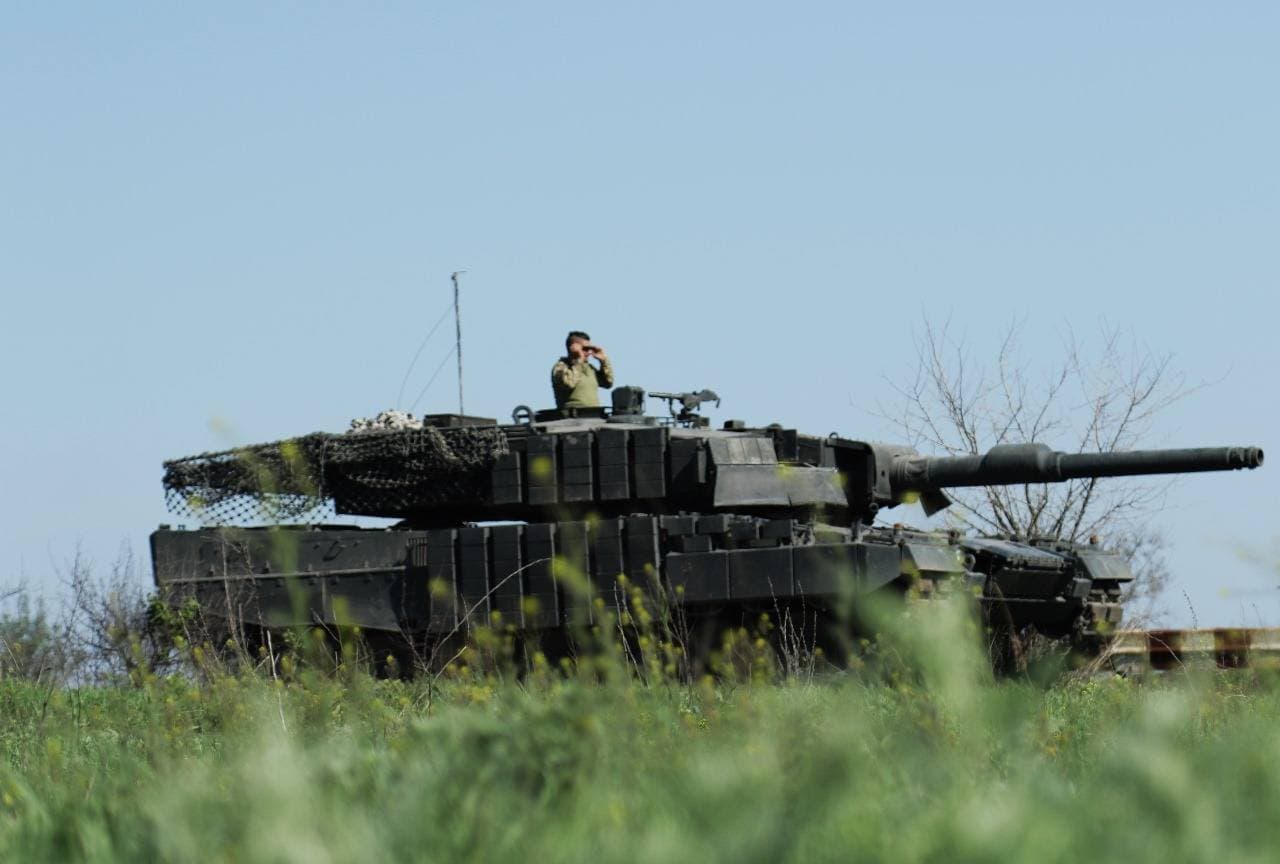 Frontnews image description