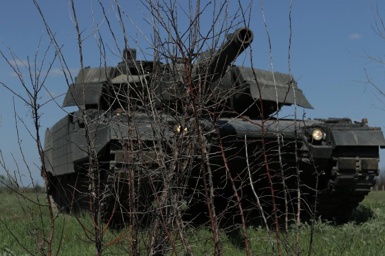 Frontnews image description