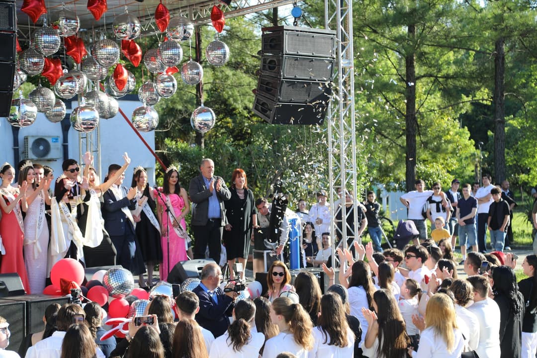 წყალტუბოში საჯარო სკოლების კურსდამთავრებულთა ღონისძიება "ბოლო ზარი 2025" გაიმართა