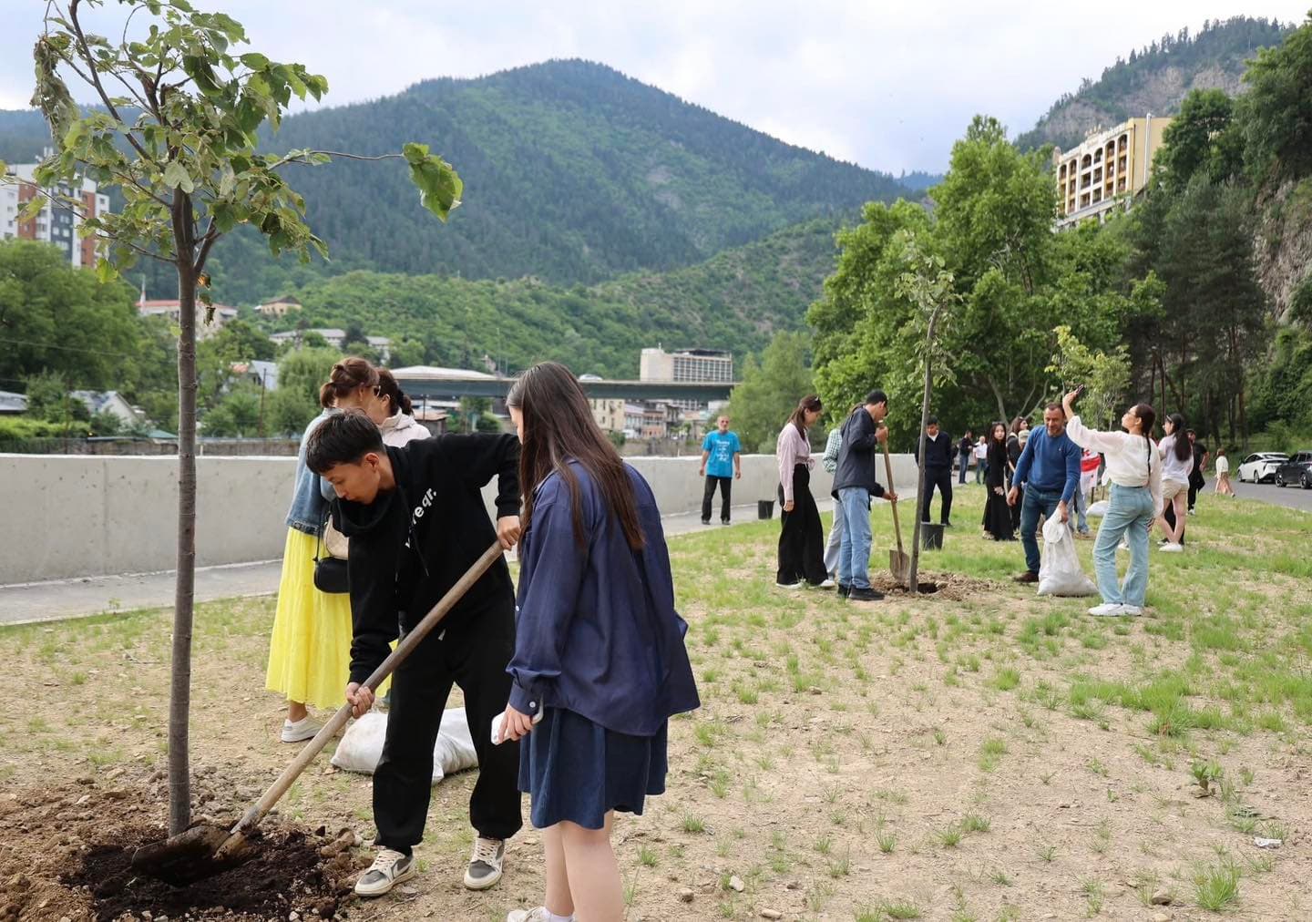 <p><span style="color: rgb(0, 0, 0)">From May 30 to June 5, Borjomi Municipality in eastern Georgia welcomed 17 young visitors from the Kazakh city of Atyrau as part of a cultural and educational exchange program between the two sister cities.</span></p><p><span style="color: rgb(0, 0, 0)">The delegation was received by the Mayor of Borjomi, Otar Arbolishvili, who emphasized the importance of such exchange initiatives in strengthening bilateral relations and fostering mutual understanding between young people of the two nations.</span></p><p><span style="color: rgb(0, 0, 0)">Throughout the week-long visit, a variety of cultural and educational tours were organized for the youth, showcasing Borjomi’s historical landmarks, natural beauty, and local traditions.</span></p><p><span style="color: rgb(0, 0, 0)">The visit was part of the growing cooperation between Borjomi and Atyrau, which officially became sister cities in 2023. The partnership aims to promote collaboration in the fields of culture, education, and youth engagement.</span></p><p><br></p>