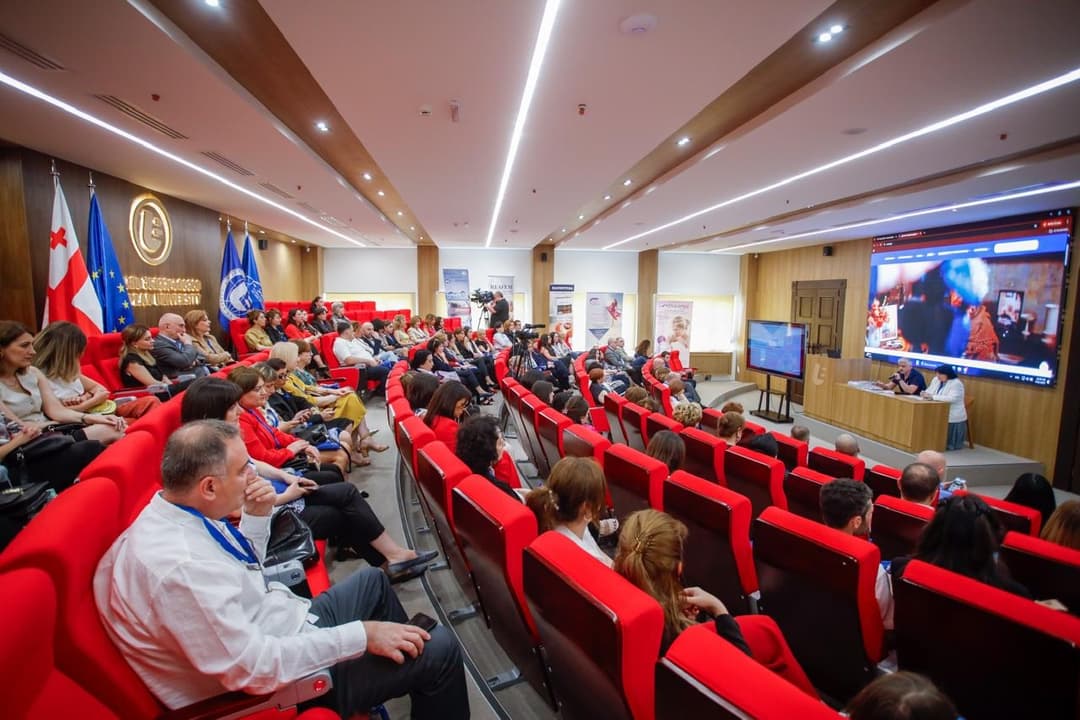 “ევროპის უნივერსიტეტში” მეანობა-გინეკოლოგიის დეპარტამენტის ყოველწლიური კონფერენცია “მტკიცებულებიდან პრაქტიკამდე“ მიმდინარეობს