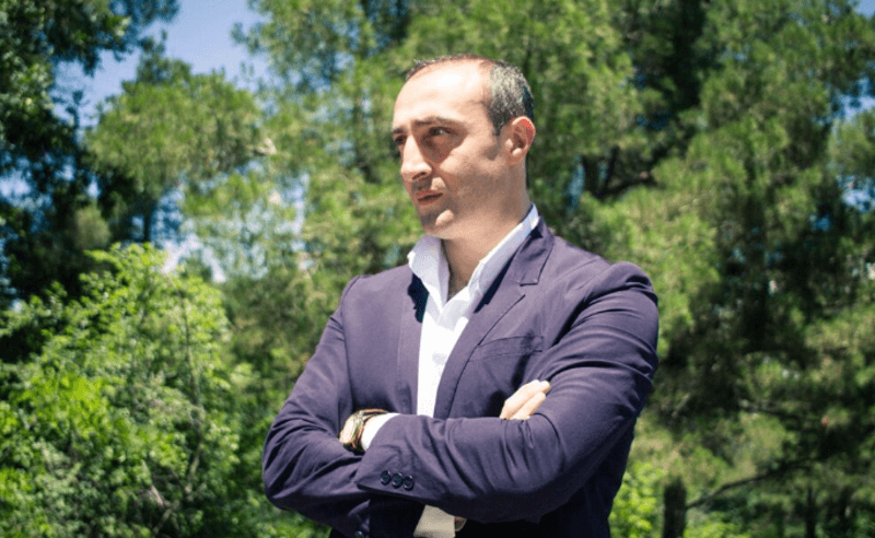 Frontnews image description