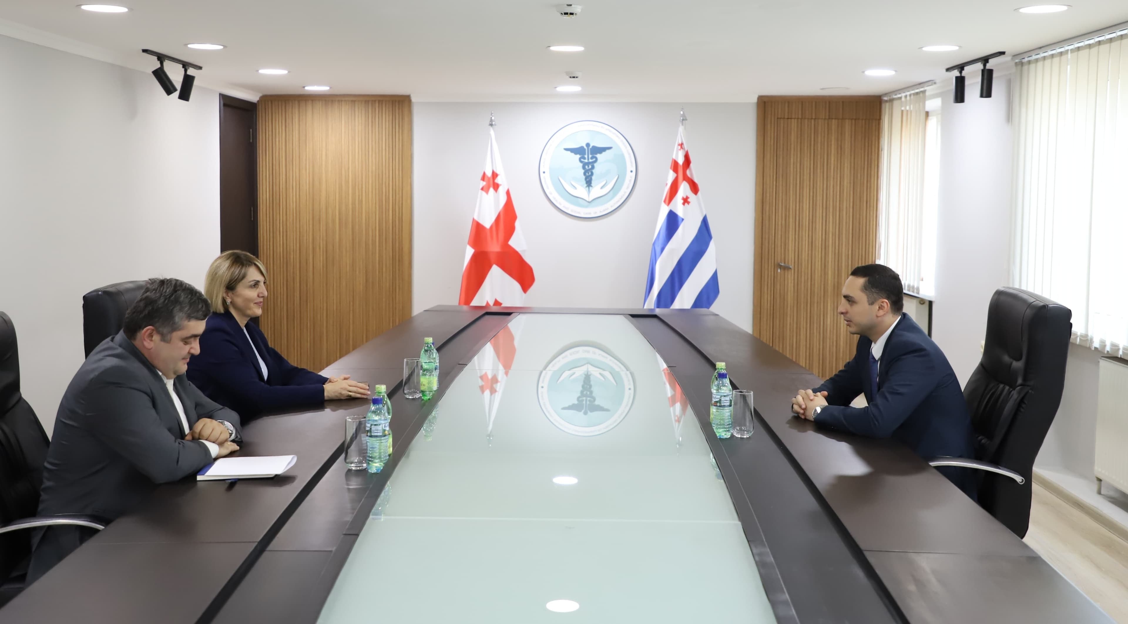 Frontnews image description