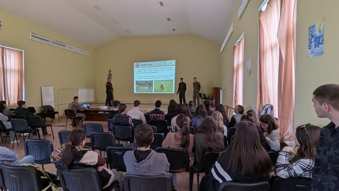 იუნკერთა სასწავლო ბატალიონის იუნკერებმა ქვეყნის მასშტაბით საინფორმაციო შეხვედრები ჩაატარეს