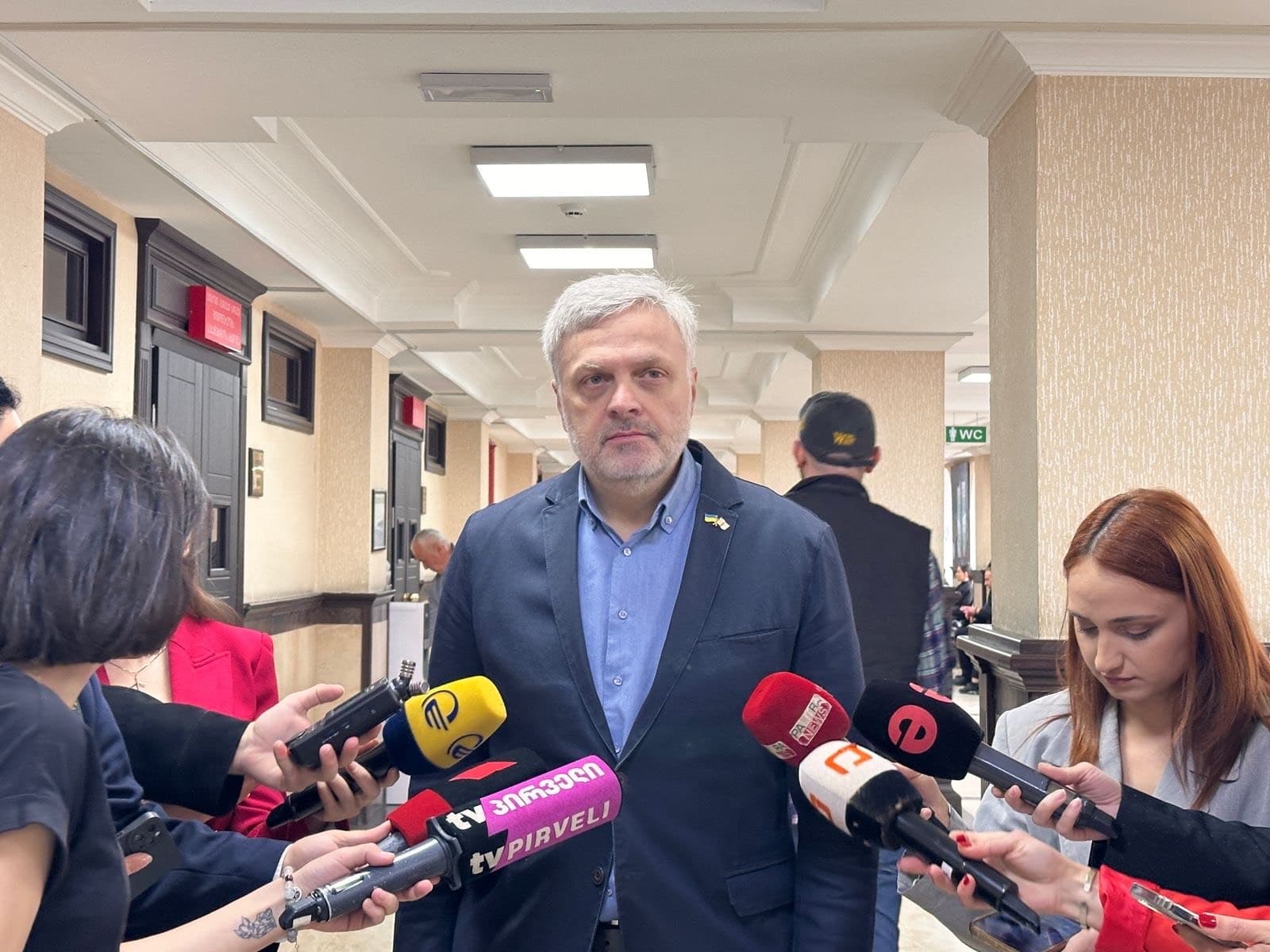 Frontnews image description