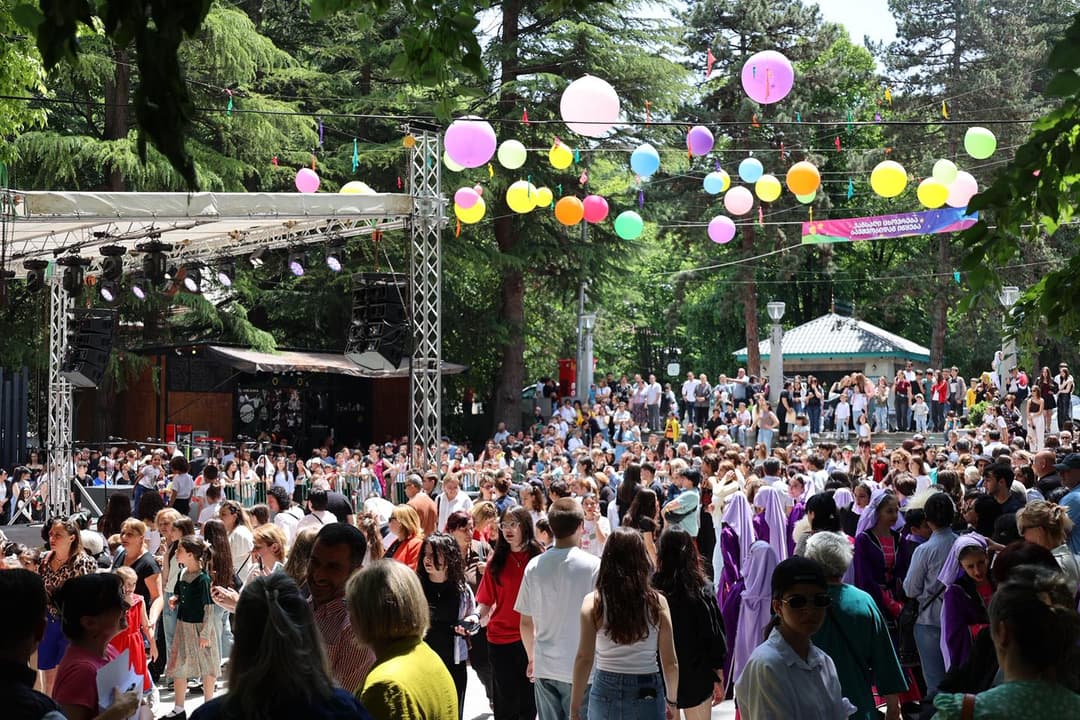 ბავშვთა დაცვის საერთაშორისო დღე ბორჯომში საზეიმო ღონისძიებით აღინიშნა