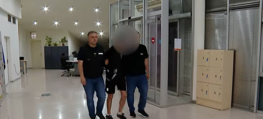 მცხეთა-მთიანეთის პოლიციამ ნარკოდანაშაულის, ოჯახში ძალადობისა და მუქარის ბრალდებით ერთი პირი დააკავა