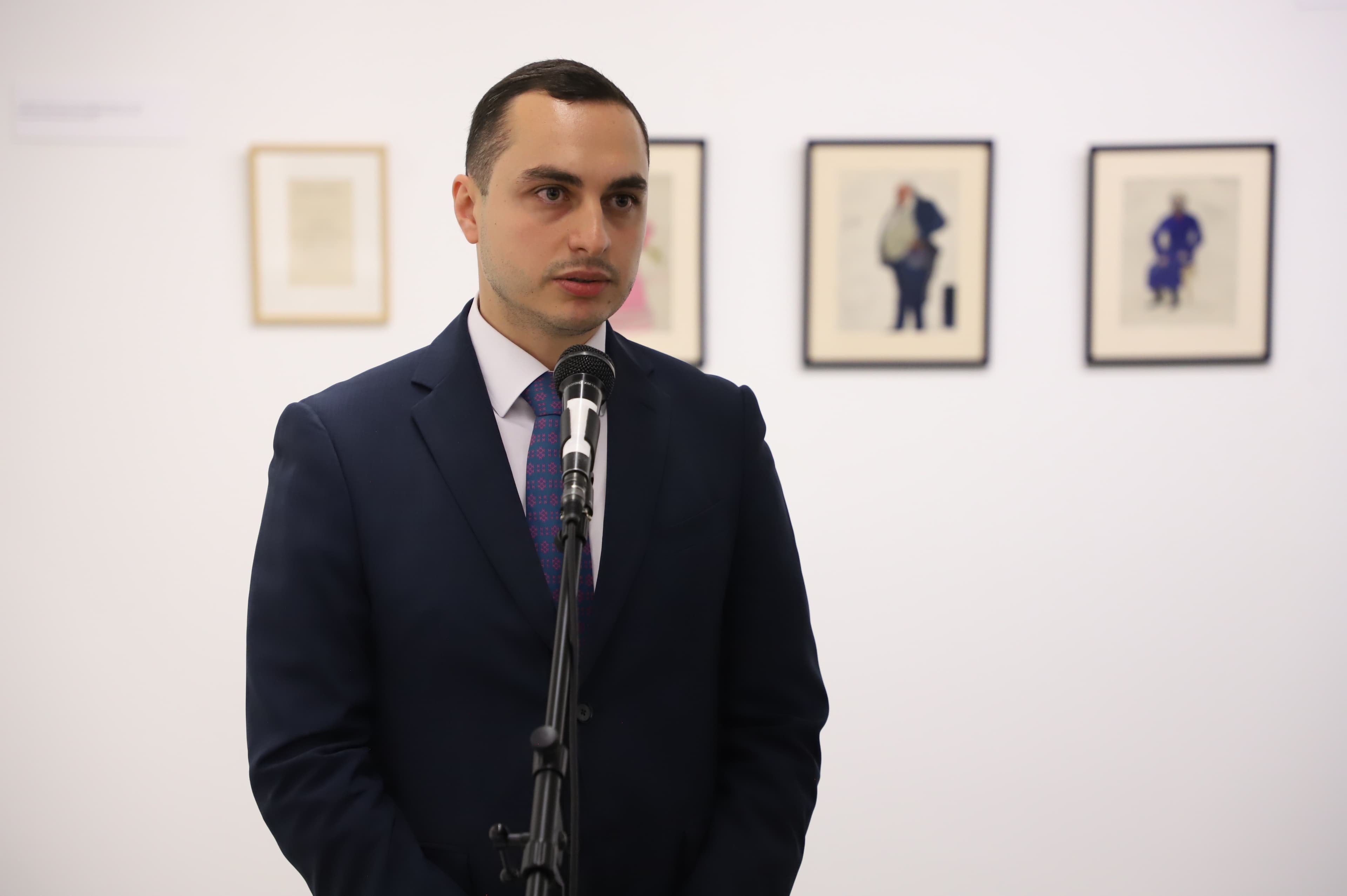 Frontnews image description