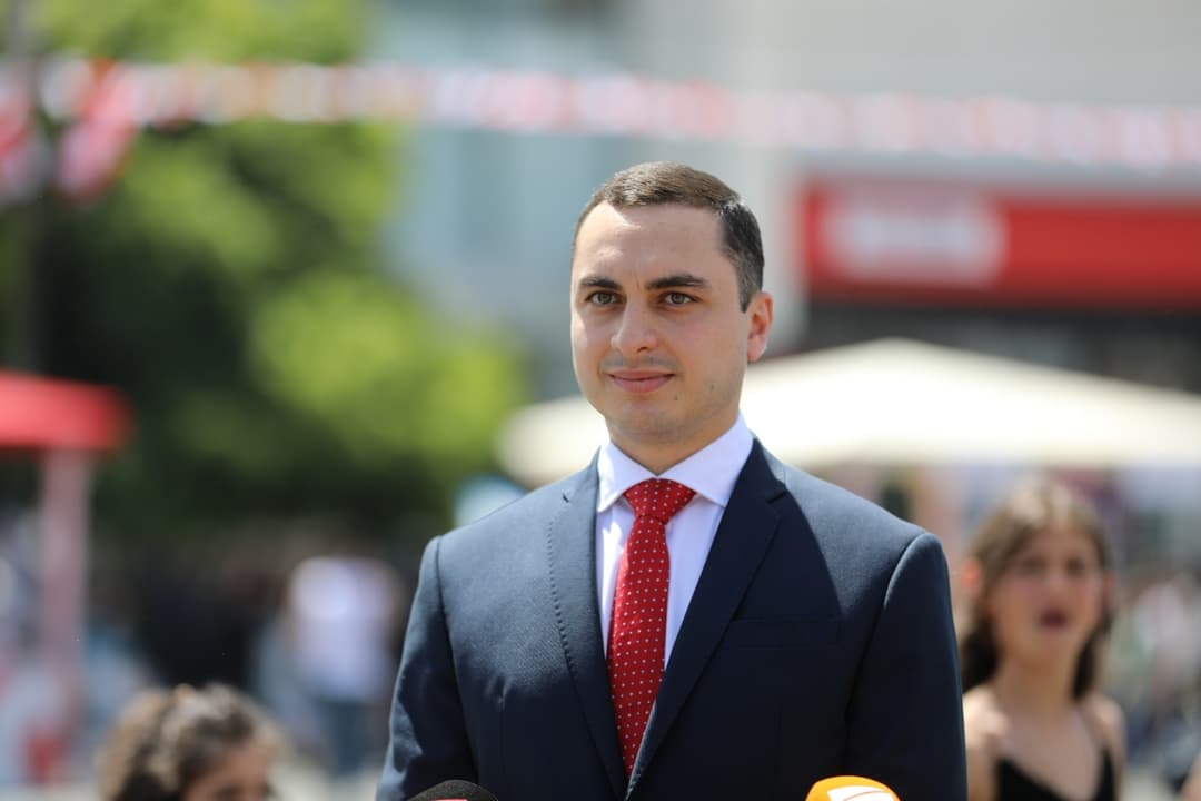 აფხაზეთის ავტონომიური რესპუბლიკის მთავრობის თავმჯდომარის პოსტზე უმაღლესი საბჭოს პრეზიდიუმმა გიორგი ჯინჭარაძის კანდიდატურას დაუჭირა მხარი