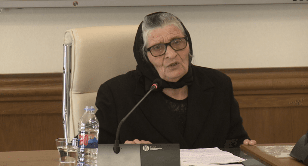 თამარ არღვლიანი - ახალაიას დაკვეთით, ჩემი შვილი დათო ცინდელიანი დაიბარეს ვითომ თათბირზე ქუთაისში, სადაც ცხრაკაციანი სპეცრაზმი დახვდა და გაიტაცა, ბათუმში, ზღვაში გაიყვანეს და ნავში დახვრიტეს