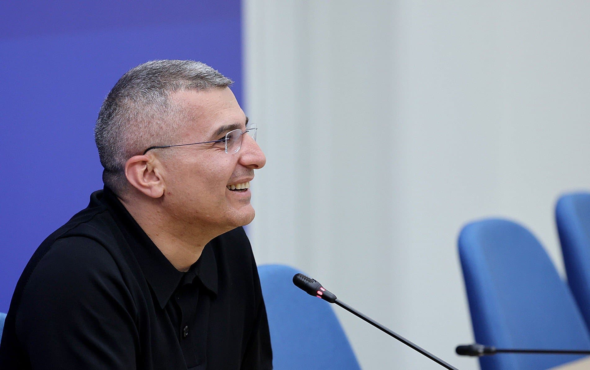 Frontnews image description