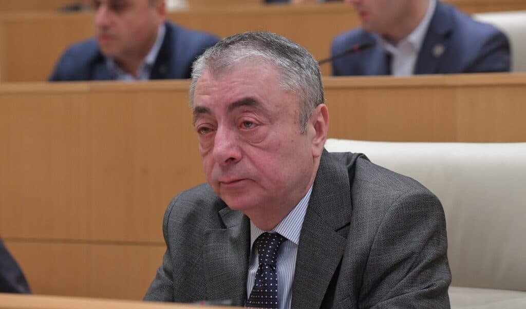 თენგიზ შარმანაშვილი - ზვიად რატიანს რომ პოლიტპატიმარს არქმევენ, ხვალ შეიძლება ახალგაზრდასაც მოუნდეს ამის გამეორება და ეს საგმირო საქმედ მიაჩნდეს