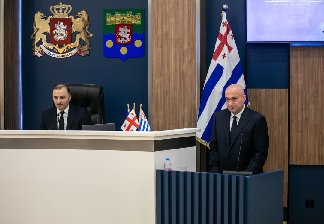 სულხან თამაზაშვილმა აჭარის უმაღლეს საბჭოში მთავრობის საქმიანობის წლიური ანგარიში წარადგინა