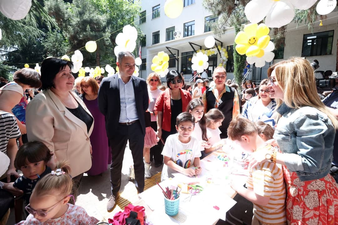 ალექსანდრე წულაძემ პატარებს ბავშვთა დაცვის საერთაშორისო დღე მიულოცა
