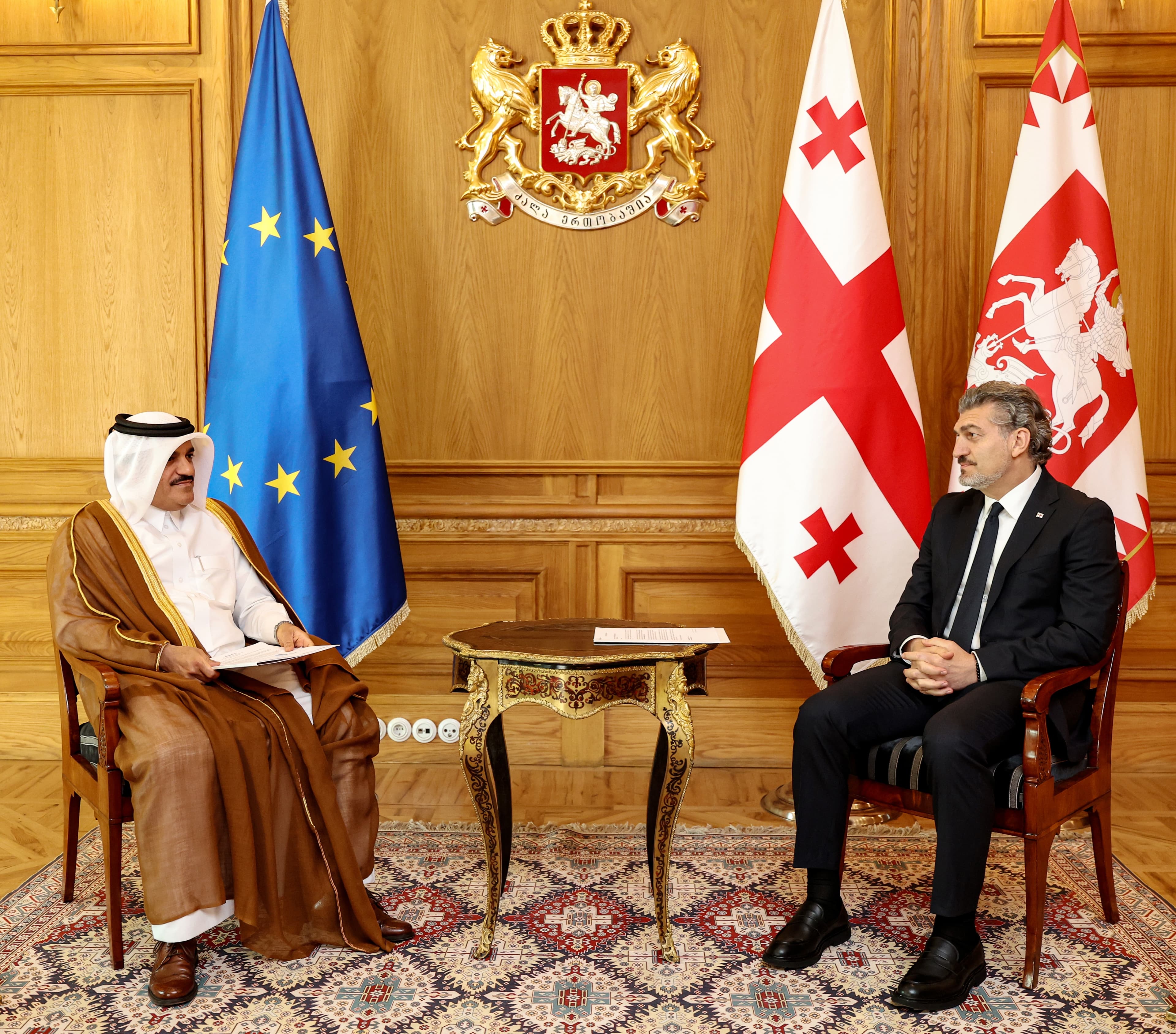 Frontnews image description