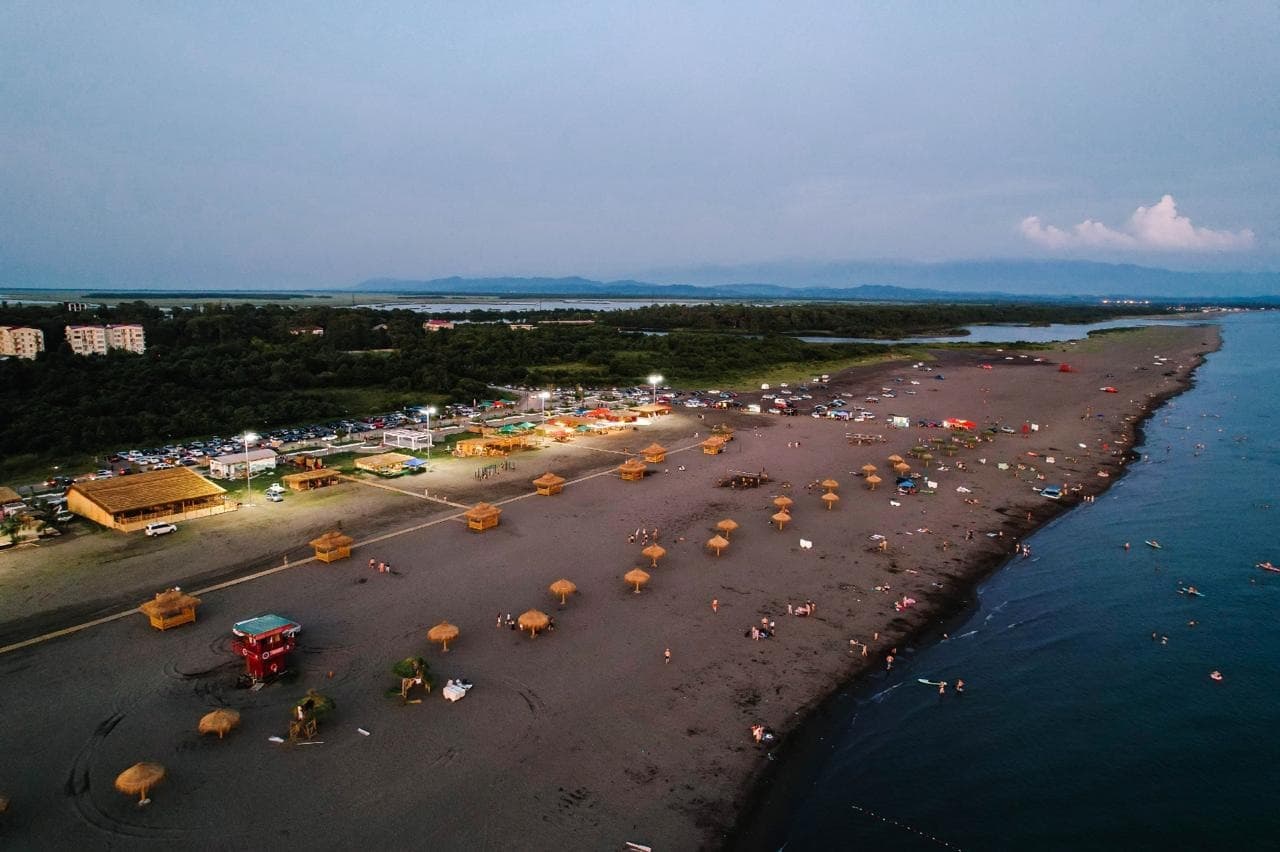 <p>ფოთი, მალთაყვის სანაპირო</p>