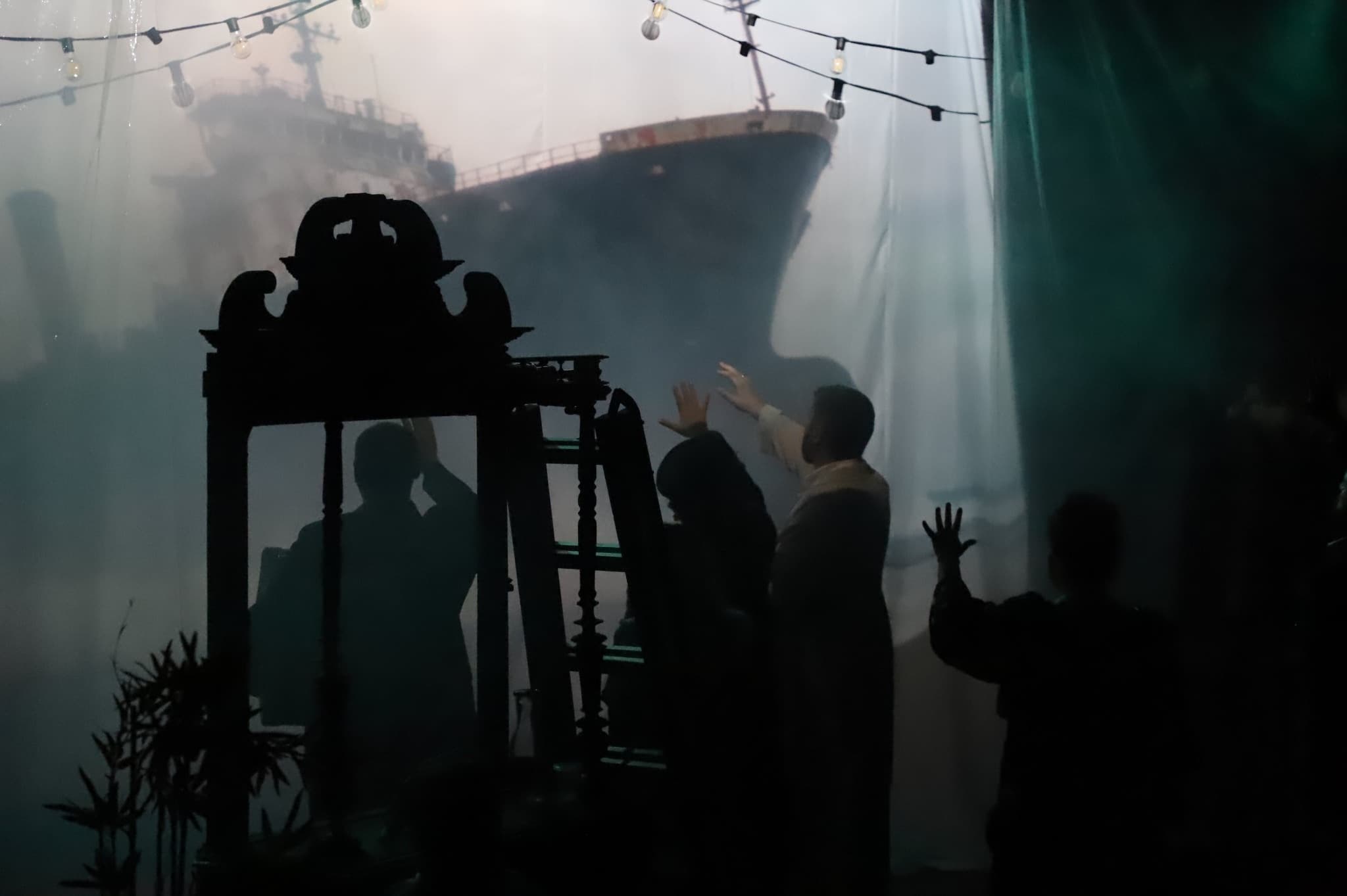 Frontnews image description