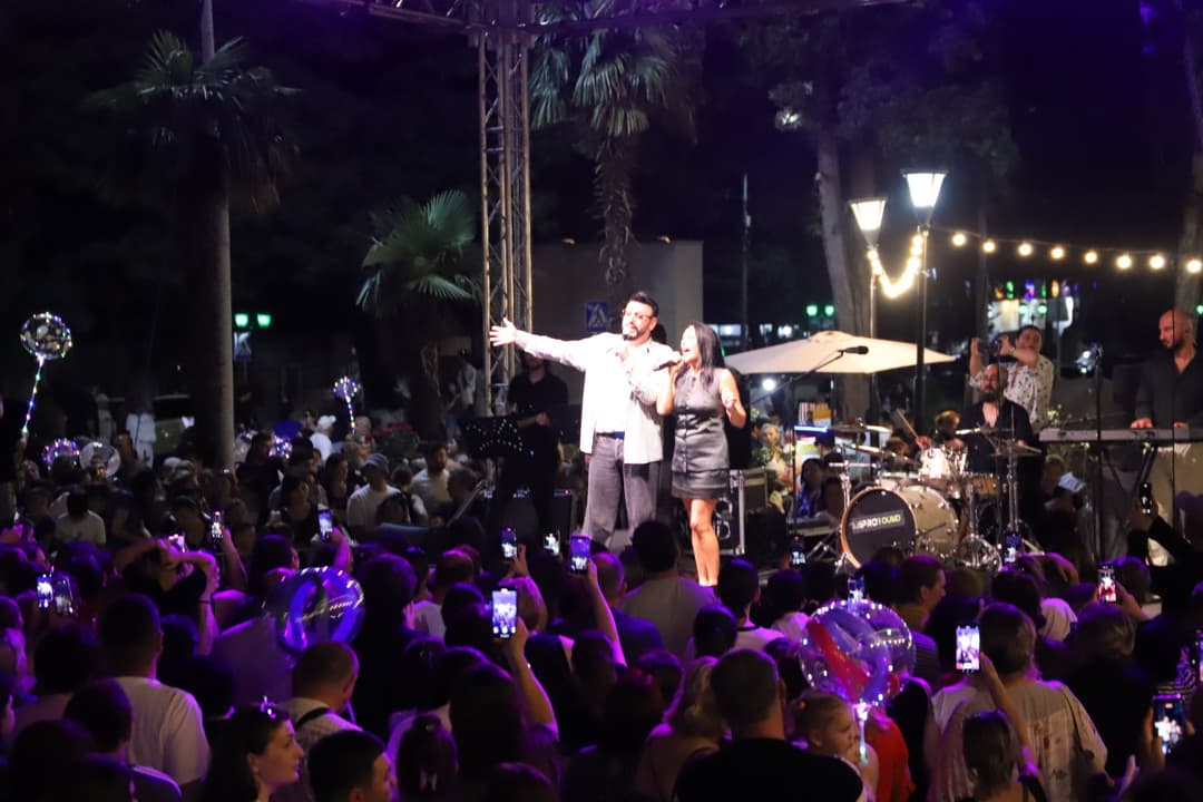 თერჯოლაში კულტურის სამინისტროს მხარდაჭერით და დაფინანსებით, ანრი ჯოხაძის სოლო კონცერტი გაიმართა