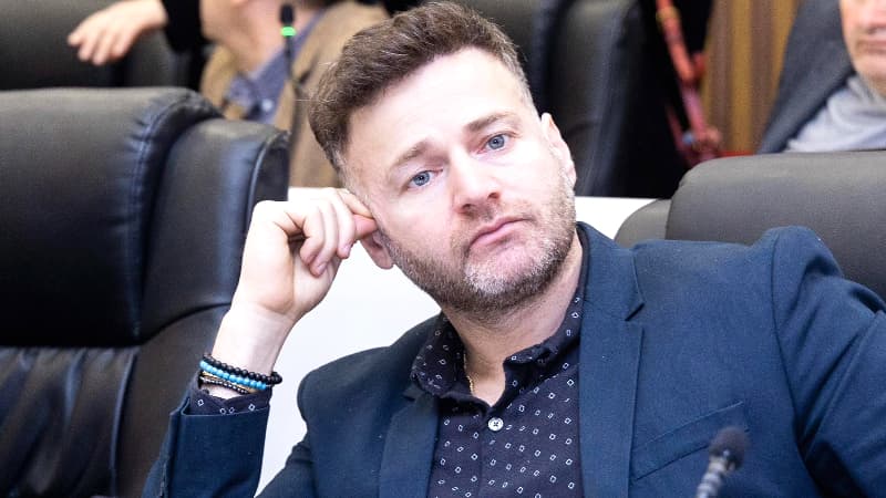 Frontnews image description