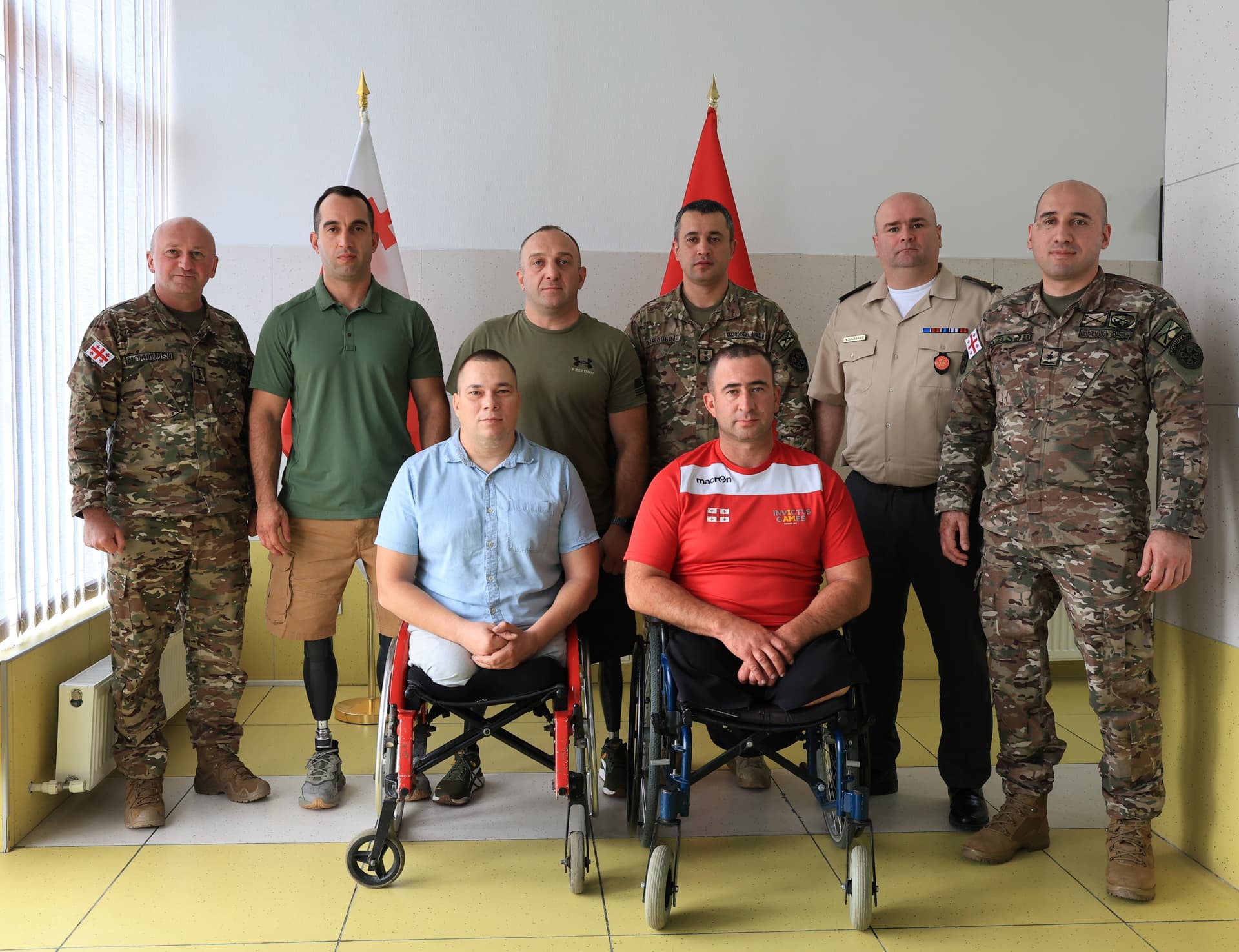 Frontnews image description