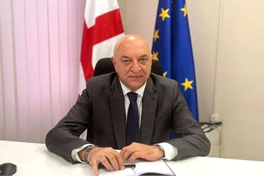 Frontnews image description