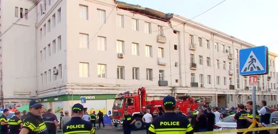 შსს - "სადგურის მოედნის" მიმდებარე ტერიტორიაზე, ერთ-ერთ საცხოვრებელ კორპუსში ნგრევა მოხდა, მიმდინარეობს საძიებო-სამაშველო ღონისძიებები 