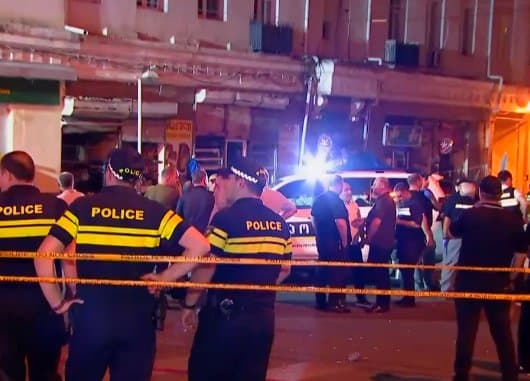 სადგურის მოედნის მიმდებარე ტერიტორიაზე, ნანგრევებში კიდევ ერთი დაღუპულის ცხედარი იპოვეს