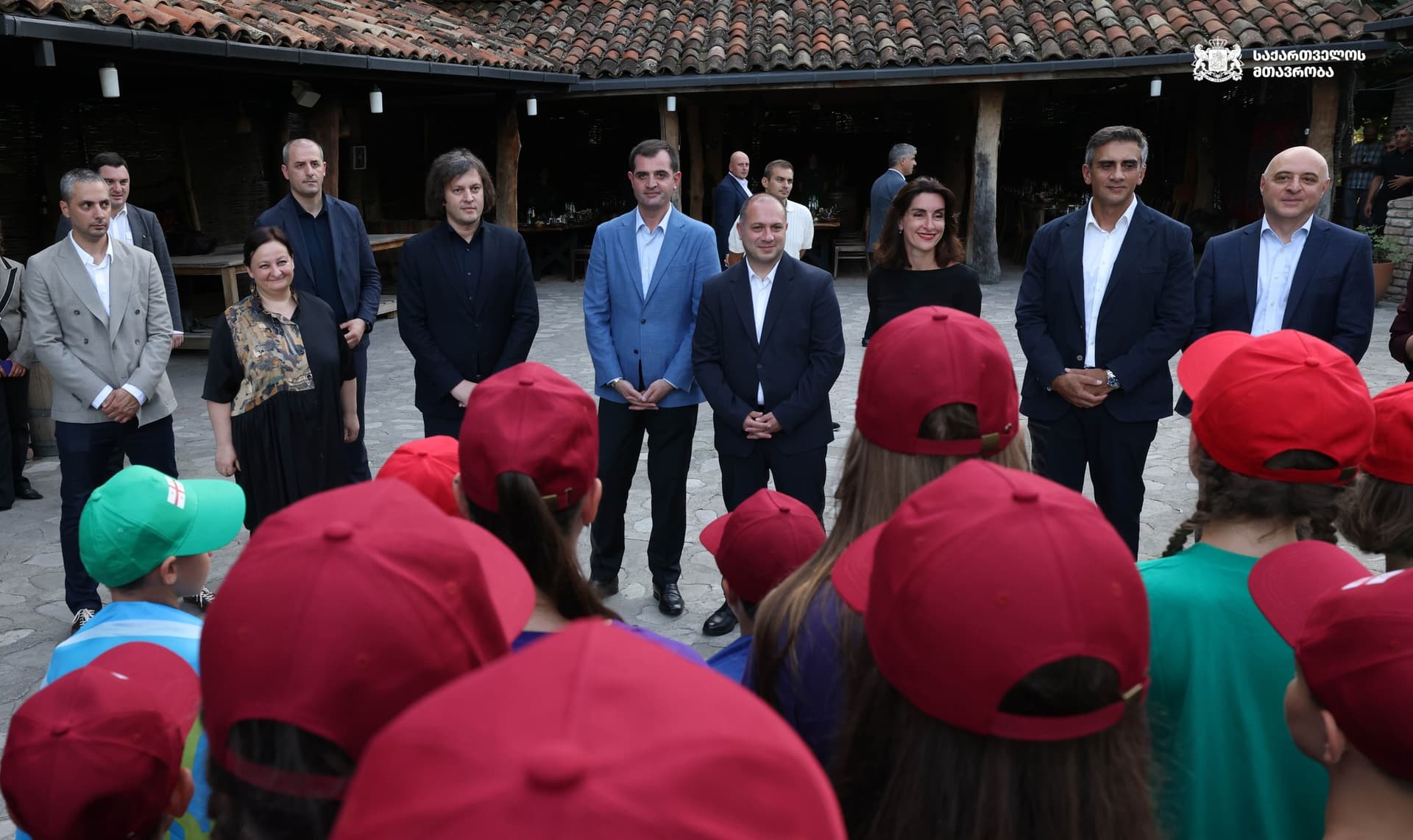 Frontnews image description