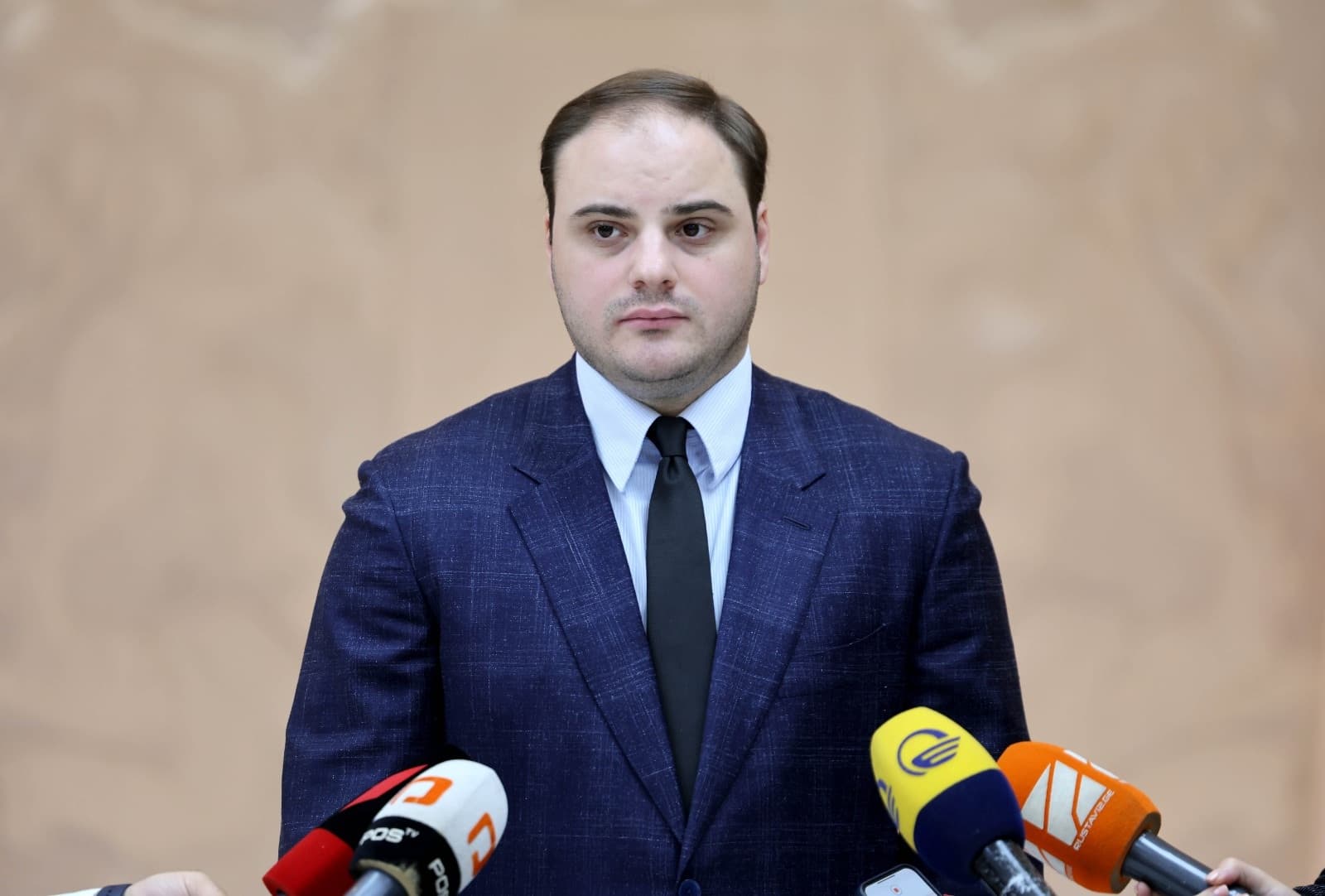 Frontnews image description