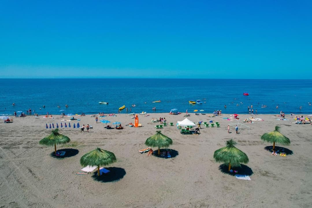 ფოთი, მალთაყვის სანაპირო - ფოტოკოლაჟი