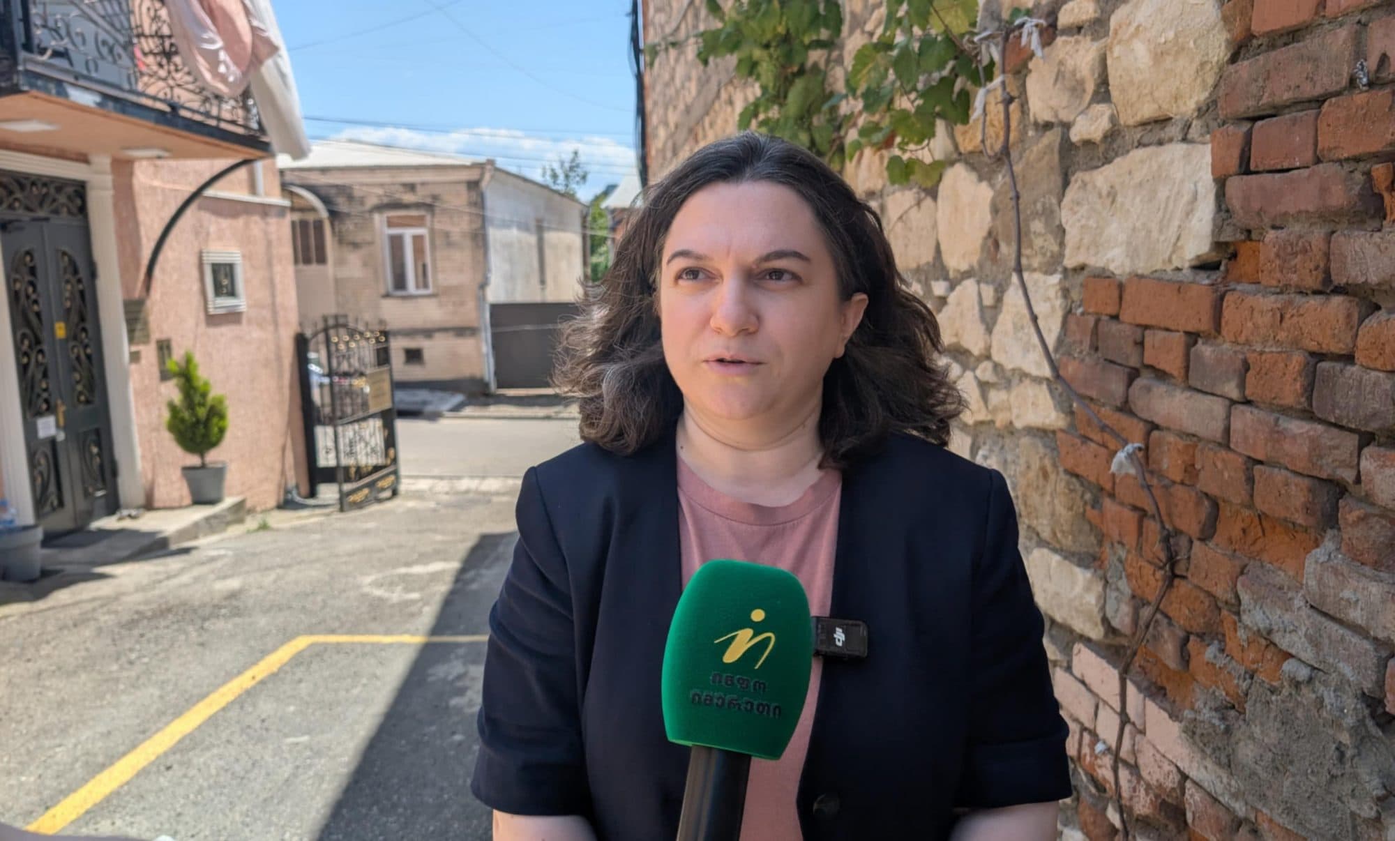 Frontnews image description