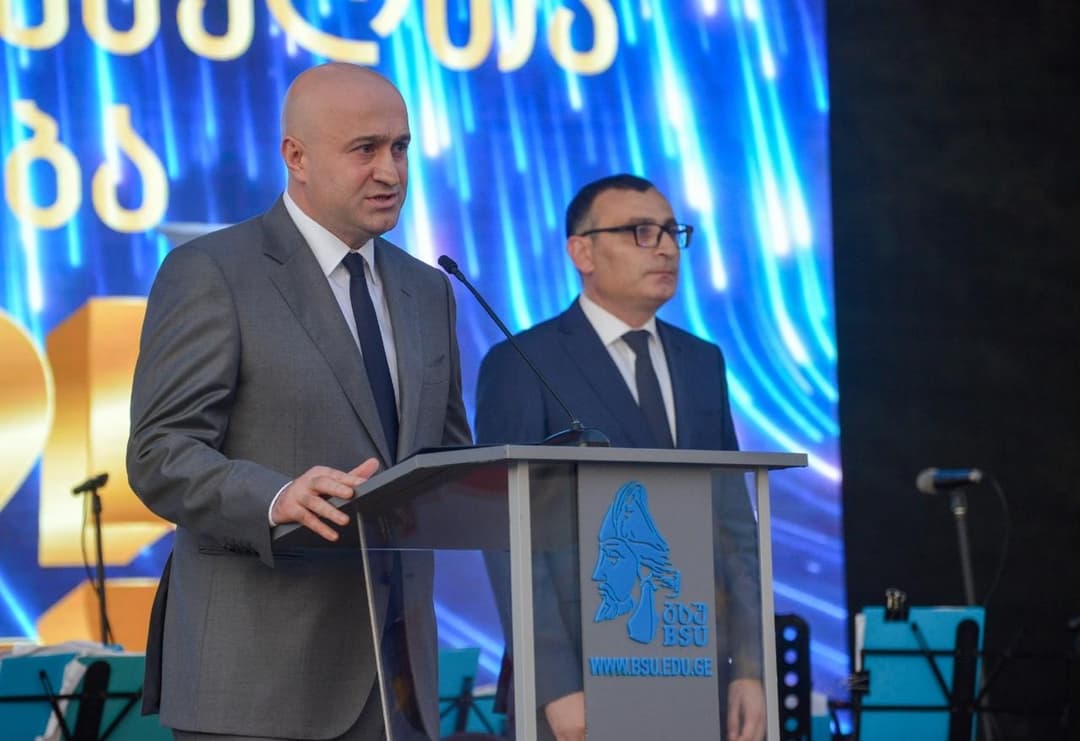სულხან თამაზაშვილი ბათუმის სახელმწიფო უნივერსიტეტის კურსდამთავრებულთა გამოშვების საზეიმო ღონისძიებას დაესწრო