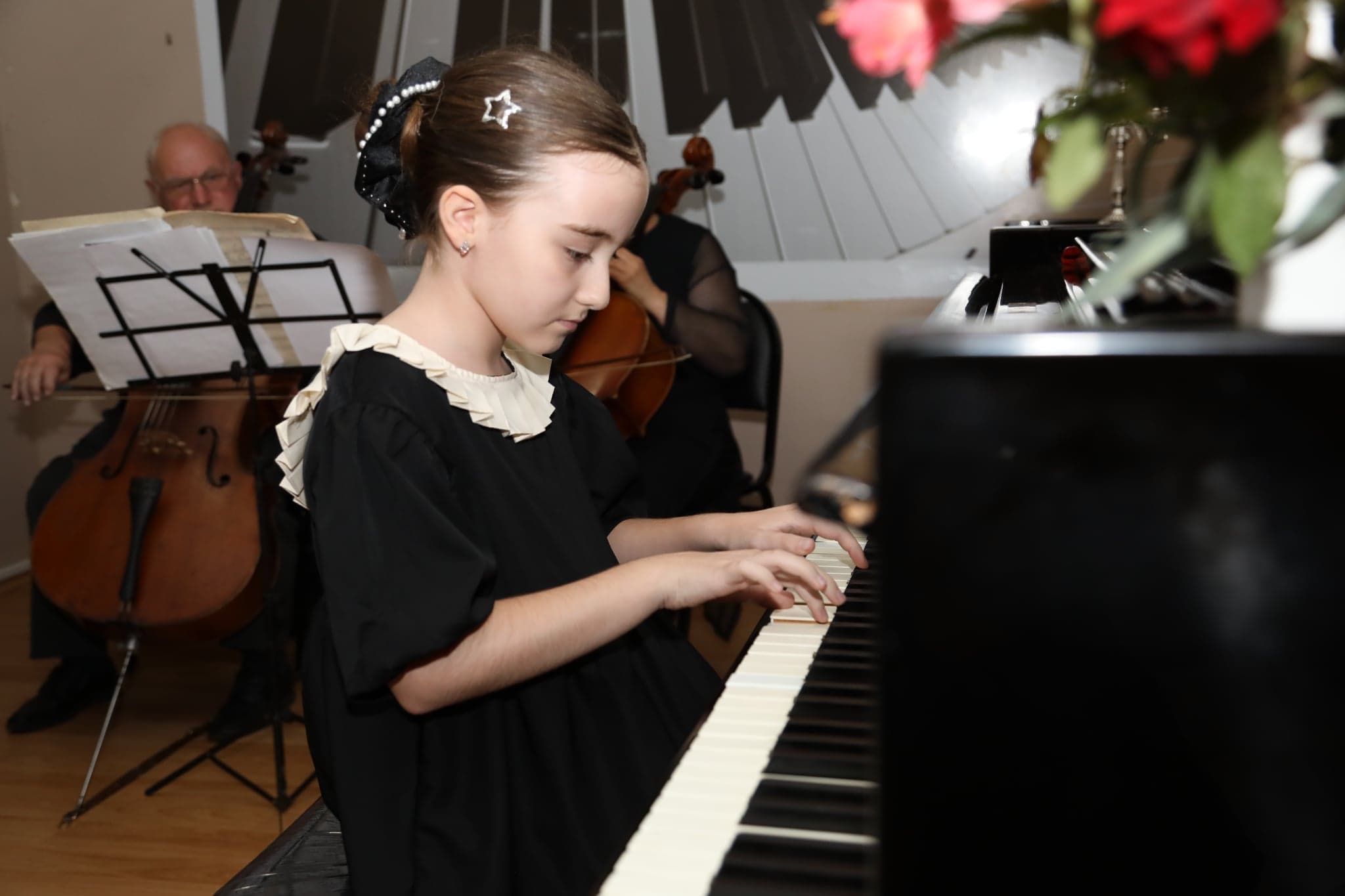 Frontnews image description