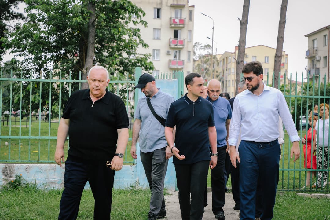 გიორგი ჯინჭარაძემ ფოთში სამედიცინო ცენტრ "დიომედის“ ფილიალი დაათვალიერა