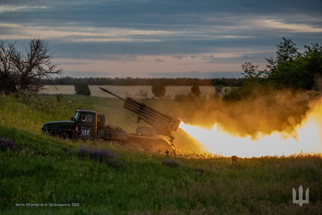 70 საარტილერიო სისტემა, 140 დრონი, 950 ოკუპანტი - რუსეთის ახალი დანაკარგები უკრაინაში