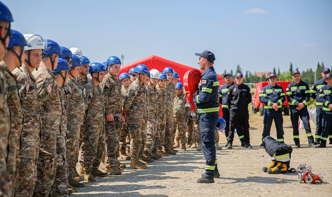 მე-4 ბრიგადის სამხედროებს კრიზისული სიტუაციების მართვაში წვრთნები ჩაუტარდათ