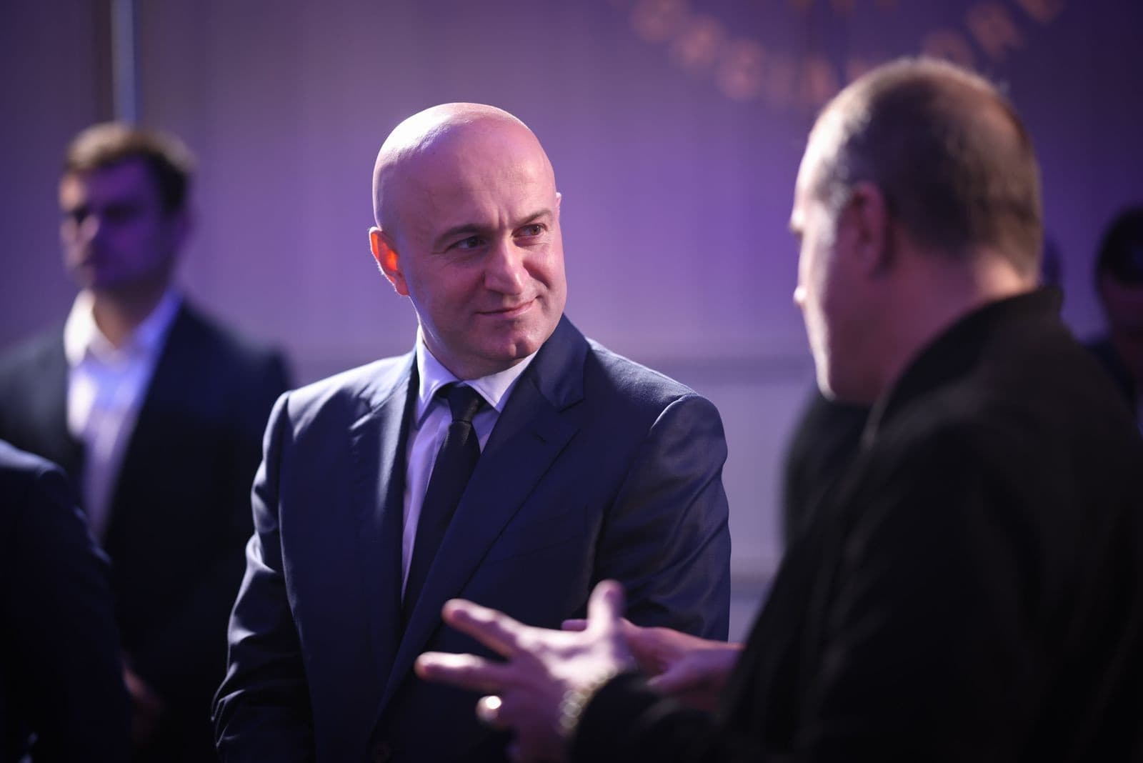 Frontnews image description