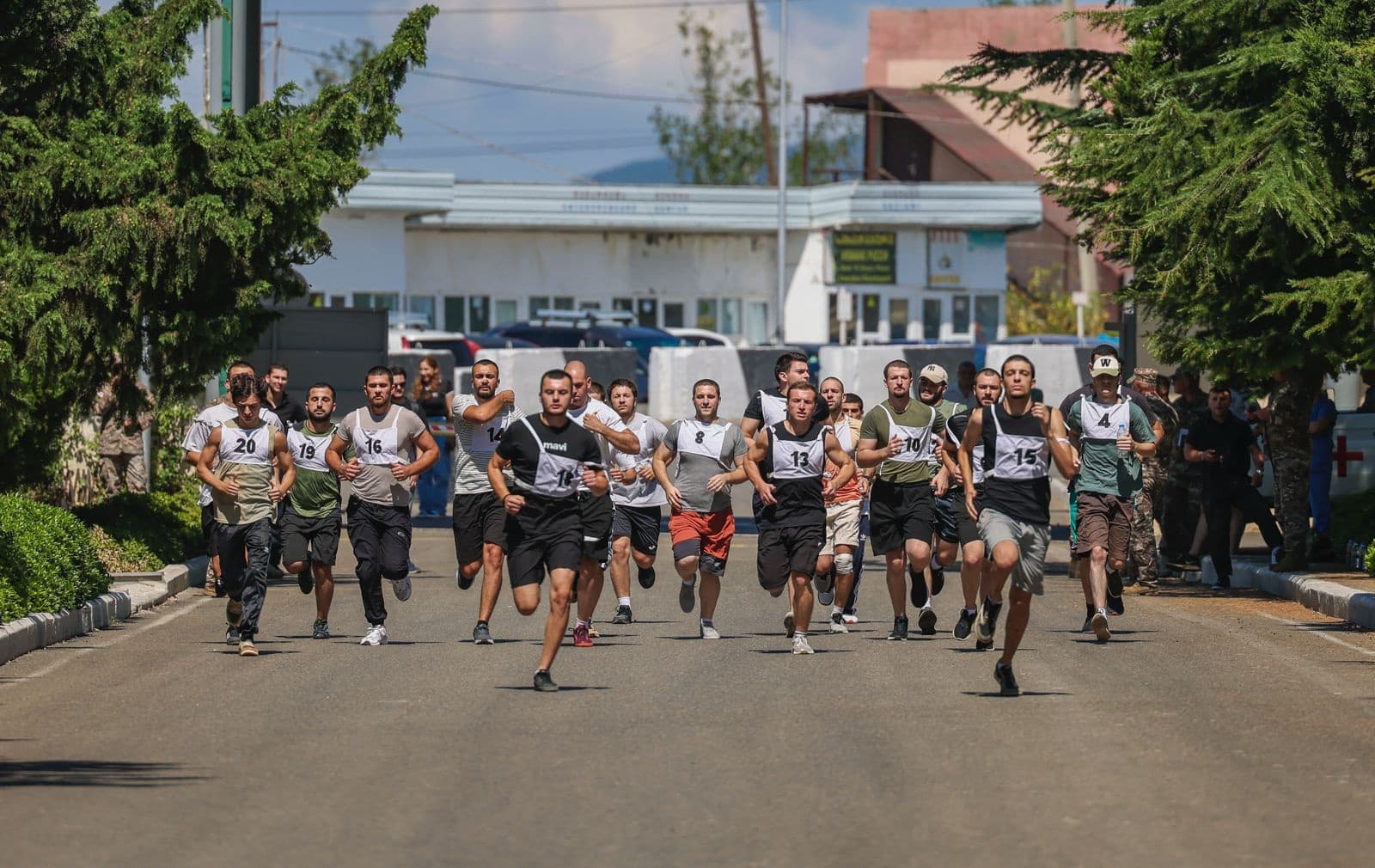 Frontnews image description